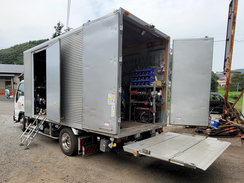 高圧油圧ホース出張修理：トラック②